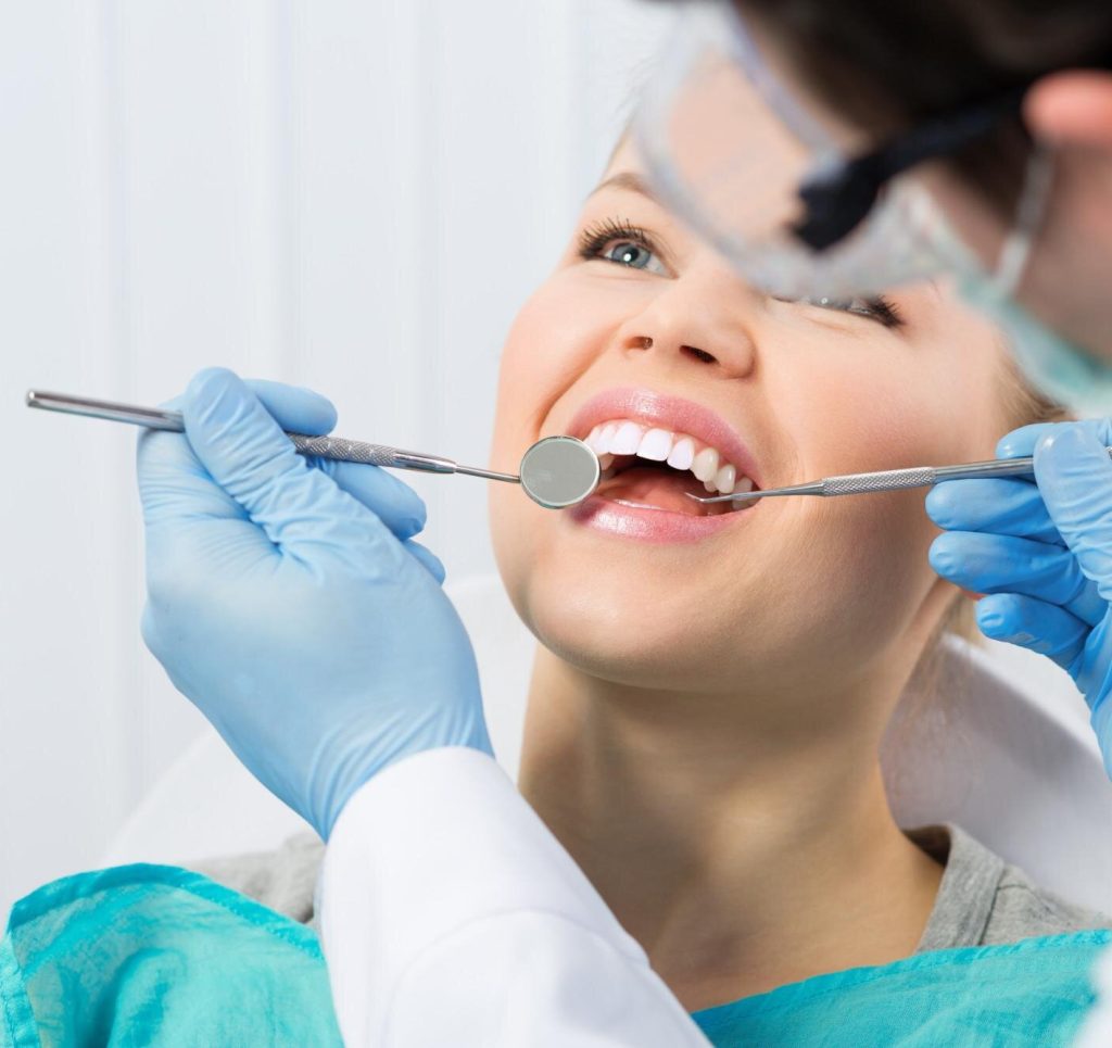 dental surgeon in lahore